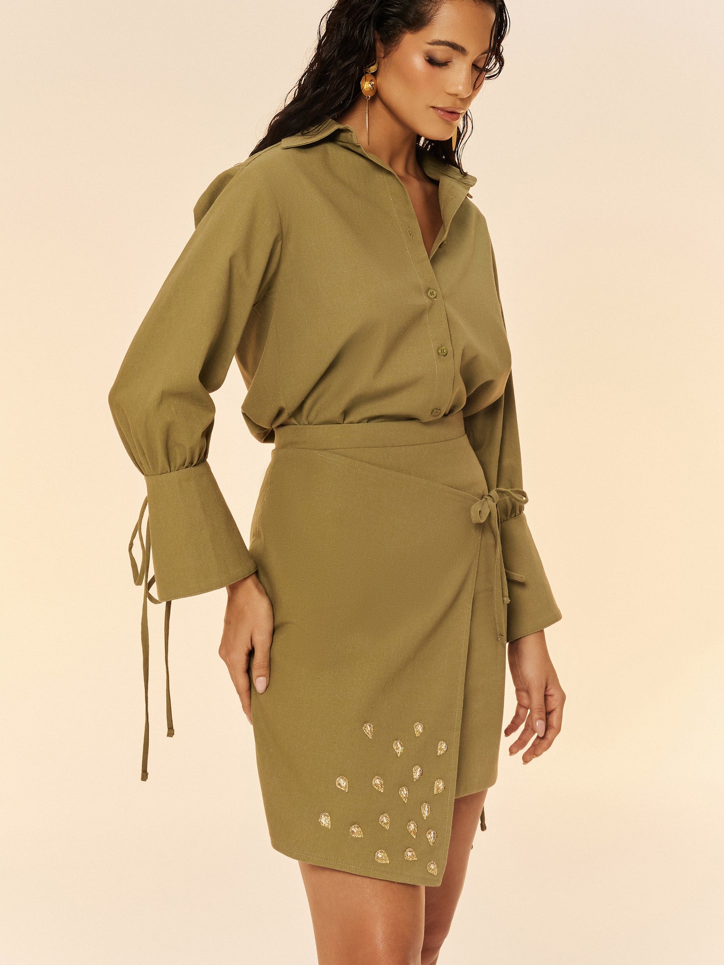 KATNESS SET IN OLIVE GREEN